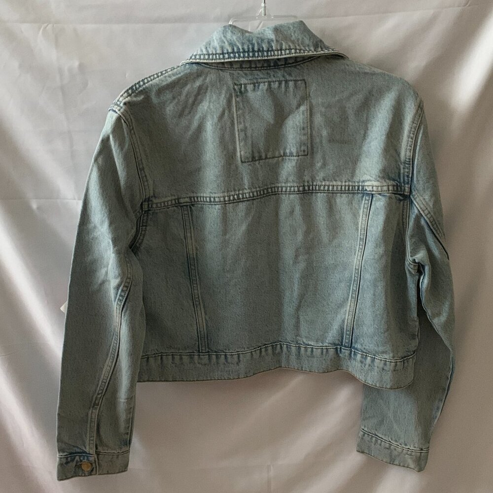 MICHAEL KORS Cropped Denim Jacket in Light Stone Wash Sz LARGE - Picture 4 of 4